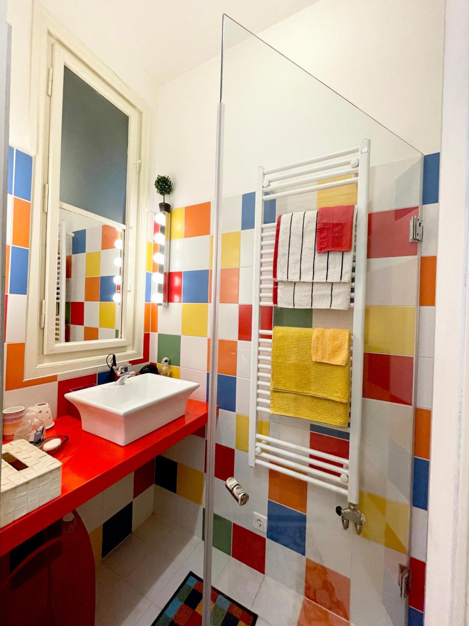 Rainbow Pearl Apartment At St Stephen' S Basilica ブダペスト エクステリア 写真