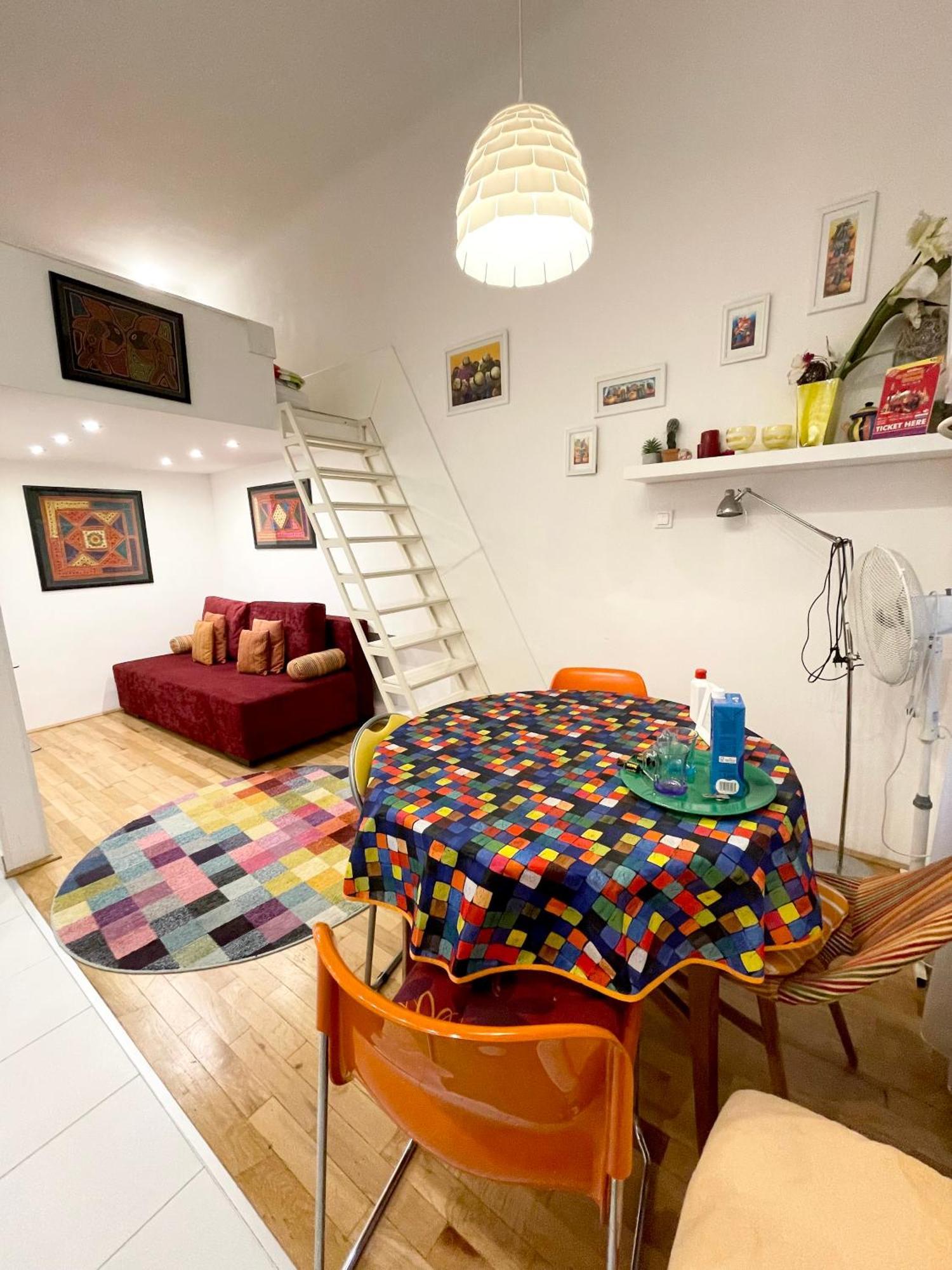Rainbow Pearl Apartment At St Stephen' S Basilica ブダペスト エクステリア 写真