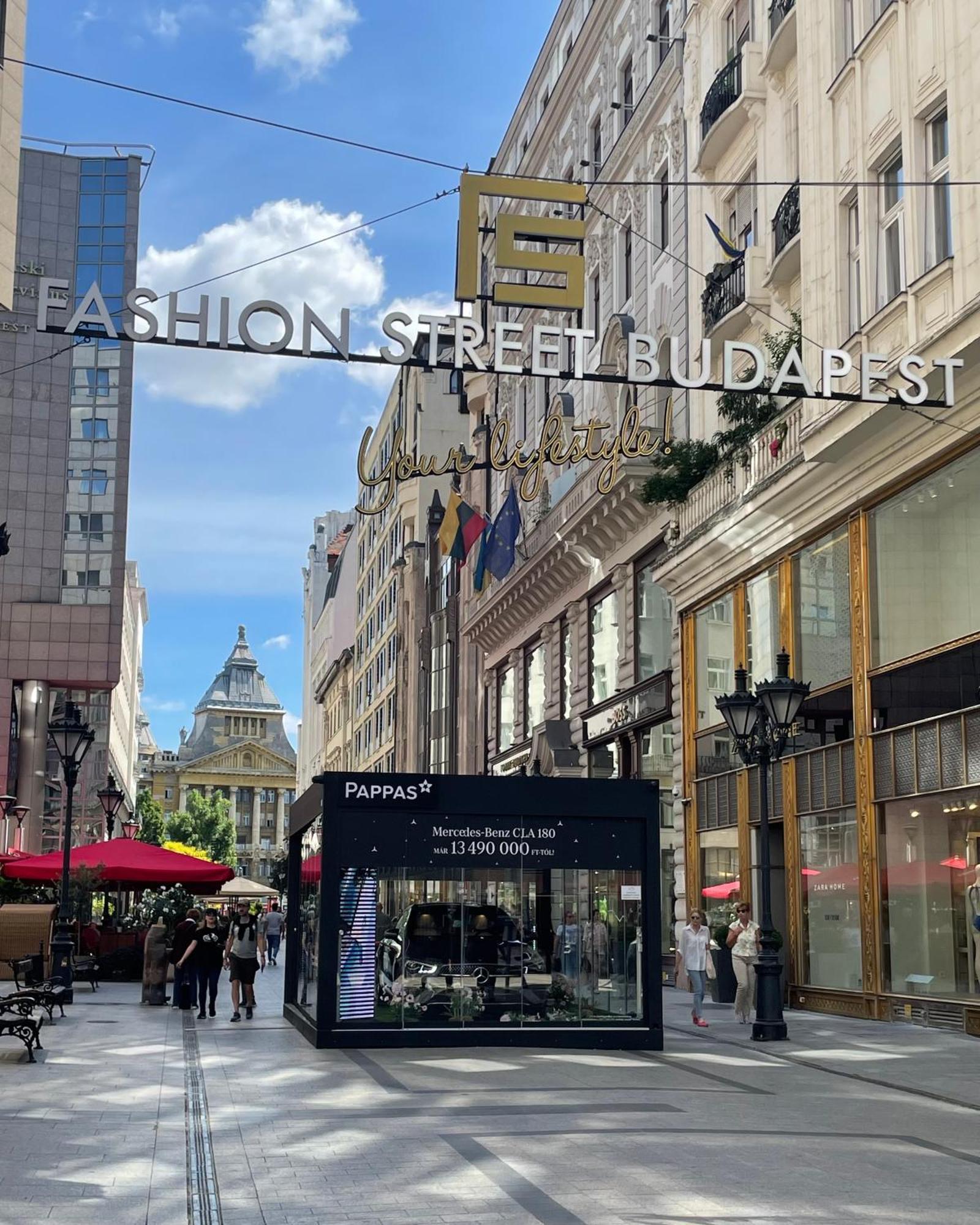Rainbow Pearl Apartment At St Stephen' S Basilica ブダペスト エクステリア 写真