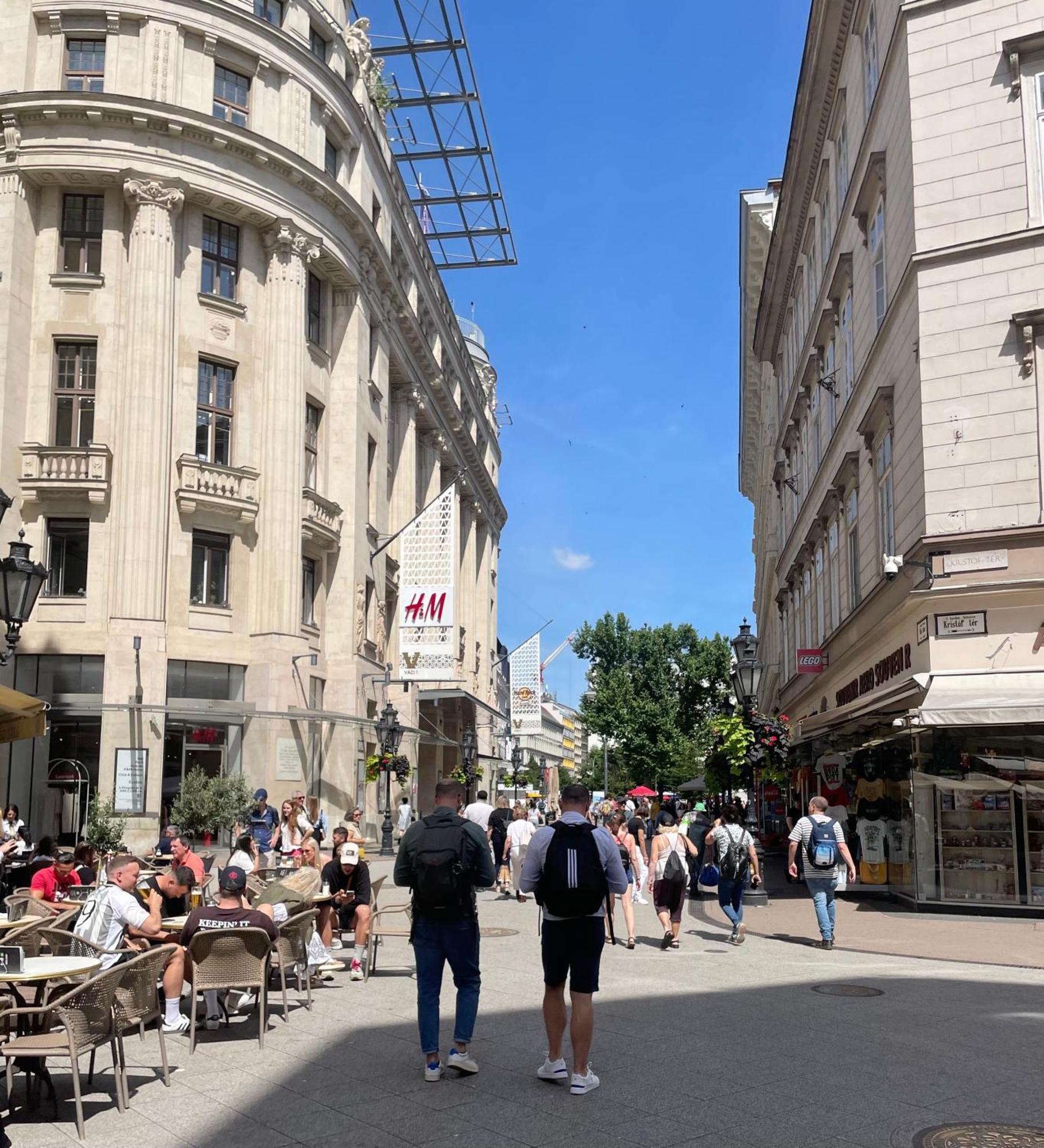 Rainbow Pearl Apartment At St Stephen' S Basilica ブダペスト エクステリア 写真